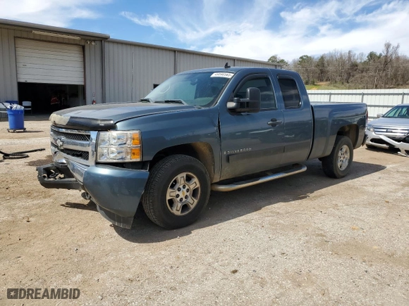 2008 Chevrolet Silverado 1500 LT w/2LT with VIN 2GCEC190081326449, listed as a Copart auction lot 49590565 with 309,997 mi miles and Salvage Title. Bid and sale history available at carsss.com. Image 1.