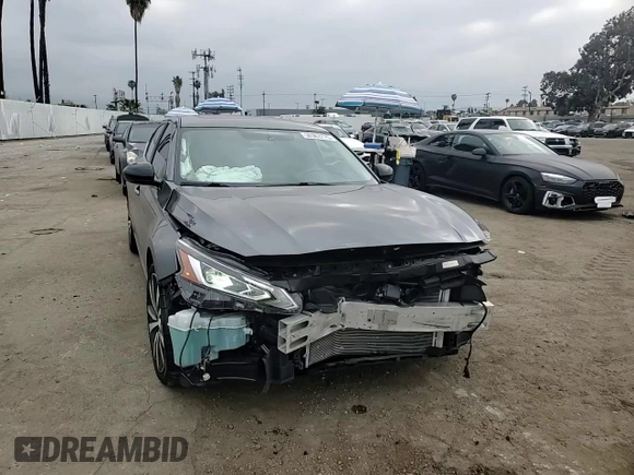 2019 Nissan Altima SR with VIN 1N4BL4CV5KN310834, listed as a Copart auction lot 50963775 with 29,367 mi miles and Salvage Title. Bid and sale history available at carsss.com. Image 10.