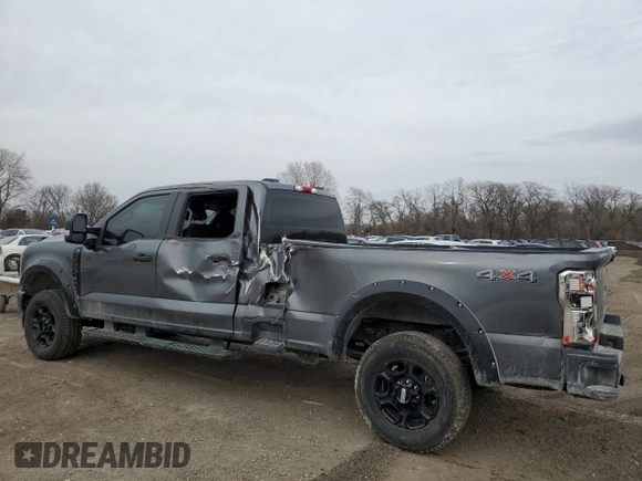 2023 Ford F-250 XL с VIN 1FT8W2BN6PEE15746, выставлен на аукционе Copart как лот 47474725 с пробегом 14 601 миль миль и Списание • Salvage title. История ставок и продаж доступна на DreamBid. Изображение 2.