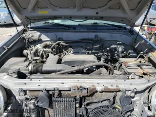2002 Toyota Sequoia SR5 with VIN 5TDBT44A12S113370, listed as a Copart auction lot 53858905 with 244,671 mi miles and Clean Title. Bid and sale history available at carsss.com. Image 12.