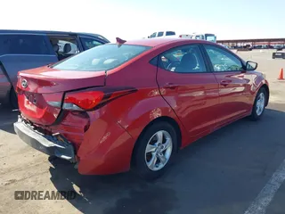 2014 Hyundai Elantra SE z VIN KMHDH4AE3EU215699, wystawiony jako IAAI lot #42096176 z przebiegiem 82 209 mil mil oraz . Historia ofert i sprzedaży dostępna na DreamBid. Obrazek 4.