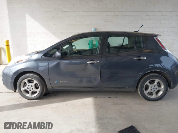 2013 Nissan LEAF SL с VIN 1N4AZ0CP0DC405904, выставлен на аукционе IAAI как лот 42211249 с пробегом 61 021 миль миль и . История ставок и продаж доступна на DreamBid. Изображение 14.