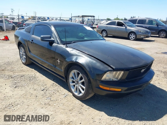 2005 Ford Mustang Deluxe with VIN 1ZVFT80N755187675, listed as a IAAI auction lot 42541269 with 192,474 mi miles and . Bid and sale history available at DreamBid. Image 1.