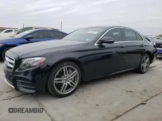 2019 Mercedes-Benz E-Class E 300 with VIN WDDZF4JB6KA606838, listed as a Copart auction lot 67752522 with 33,602 mi miles. Bid and sale history available at carsss.com. Image 1.