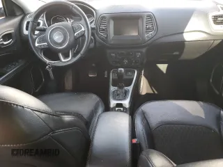 2020 Jeep Compass Altitude with VIN 3C4NJCBB8LT169550, listed as a Copart auction lot 86330194 with 59,252 mi miles and Salvage Title. Bid and sale history available at carsss.com. Image 8.
