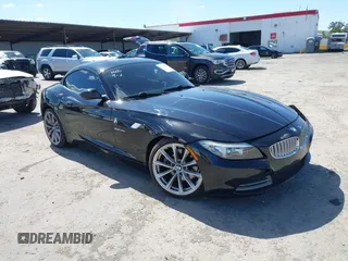 2011 BMW Z4 sDrive35i with VIN WBALM7C58BE383710, listed as a IAAI auction lot 41953452 with 102,510 mi miles. Bid and sale history available at carsss.com. Image 1.