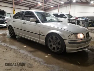 1999 BMW 3 Series 328i with VIN WBAAM5338XFR04467, listed as a Copart auction lot 41972395 with 177,164 mi miles and Salvage Title. Bid and sale history available at carsss.com. Image 4.