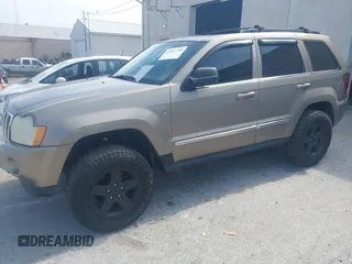 2005 Jeep Grand Cherokee Limited with VIN 1J4HR58N95C510465, listed as a IAAI auction lot 42027740 with 153,451 mi miles. Bid and sale history available at carsss.com. Image 18.