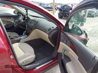 2016 Buick Regal Premium II z VIN 2G4GS5GXXG9137547, wystawiony jako IAAI lot #42483085 z przebiegiem 79 889 mil mil oraz . Historia ofert i sprzedaży dostępna na DreamBid. Obrazek 5.