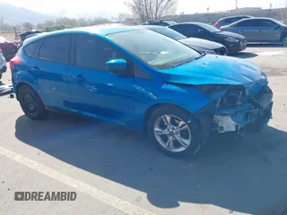 2012 Ford Focus SE z VIN 1FAHP3K29CL234239, wystawiony jako IAAI lot #41901941 z przebiegiem 186 526 mil mil oraz . Historia ofert i sprzedaży dostępna na DreamBid. Obrazek 1.