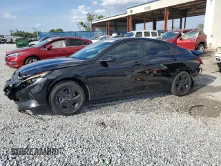 2023 Hyundai Elantra SEL z VIN KMHLM4AG3PU543605, wystawiony jako Copart lot #50985905 z przebiegiem 18 608 mil mil oraz Nie do naprawy • Non repairable. Historia ofert i sprzedaży dostępna na DreamBid. Obrazek 1.