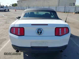 2012 Ford Mustang V6 with VIN 1ZVBP8EM4C5237285, listed as a IAAI auction lot 42601890 with 161,176 mi miles and . Bid and sale history available at DreamBid. Image 16.
