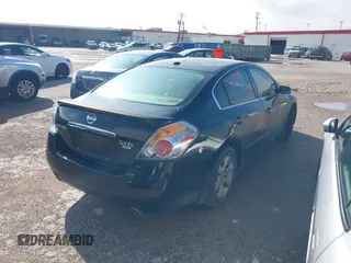 2009 Nissan Altima SL z VIN 1N4BL21E19N400533, wystawiony jako IAAI lot #42339831 z przebiegiem 208 258 mil mil oraz . Historia ofert i sprzedaży dostępna na DreamBid. Obrazek 4.