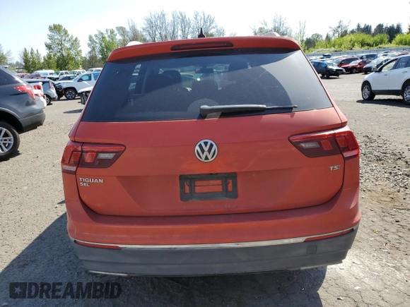2018 Volkswagen Tiguan SEL with VIN 3VV3B7AX4JM020893, listed as a Copart auction lot 52997105 with 114,025 mi miles and Salvage title. Bid and sale history available at DreamBid. Image 6.