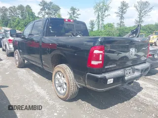 2024 Ram 2500 Laramie с VIN 3C6UR5FL3RG407946, выставлен на аукционе IAAI как лот 42177168 с пробегом 656 миль миль и . История ставок и продаж доступна на DreamBid. Изображение 3.