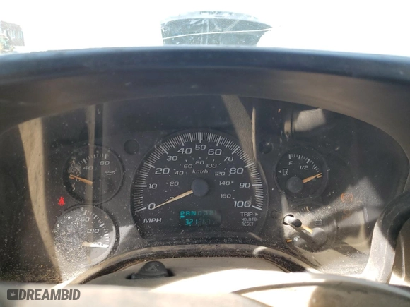 2003 Chevrolet Express Cargo Van with VIN 1GCHG35U531220101, listed as a Copart auction lot 49040665 with 321,267 mi miles and Salvage Title. Bid and sale history available at carsss.com. Image 9.