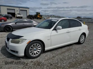 2009 BMW 3 Series 328i with VIN WBAPH77559NM30850, listed as a Copart auction lot 51322385 with 184,200 mi miles and Salvage Title. Bid and sale history available at carsss.com. Image 1.