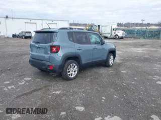2017 Jeep Renegade Latitude with VIN ZACCJBBB1HPF58787, listed as a IAAI auction lot 41741197 with 93,678 mi miles. Bid and sale history available at carsss.com. Image 4.