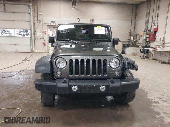 2018 Jeep Wrangler JK Unlimited Sport S with VIN 1C4BJWDGXJL889020, listed as a IAAI auction lot 41989203 with 60,170 mi miles. Bid and sale history available at carsss.com. Image 12.