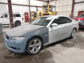 2008 BMW 3 Series 335xi with VIN WBAWC73548E064278, listed as a IAAI auction lot 41503956 with 141,556 mi miles and . Bid and sale history available at carsss.com. Image 2.