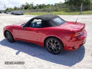 2018 FIAT 124 Spider Abarth z VIN JC1NFAEK8J0134483, wystawiony jako Copart lot #60826924 z przebiegiem 44 431 mil mil oraz Szkody całkowita. Historia ofert i sprzedaży dostępna na DreamBid. Obrazek 2.