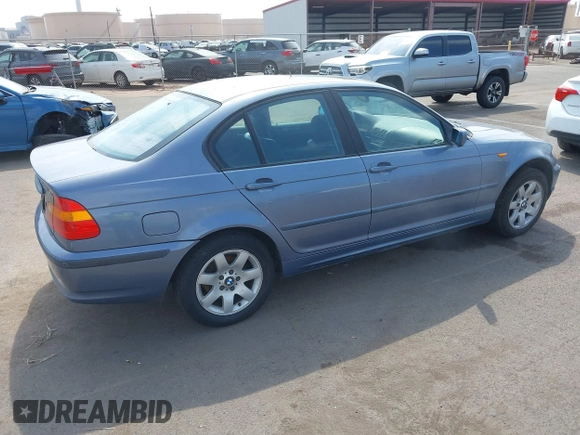 2002 BMW 3 Series 325xi z VIN WBAEU33402PF57625, wystawiony jako IAAI lot #41545377 z przebiegiem 153 646 mil mil oraz . Historia ofert i sprzedaży dostępna na DreamBid. Obrazek 4.
