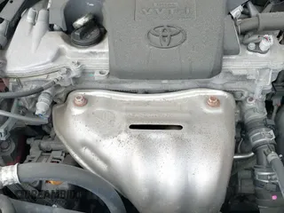 2018 Toyota RAV4 XLE z VIN 2T3RFREV5JW821218, wystawiony jako IAAI lot #42622724 z przebiegiem 50 993 mil mil oraz . Historia ofert i sprzedaży dostępna na DreamBid. Obrazek 19.