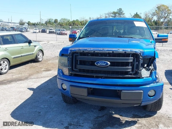 2013 Ford F-150 XL with VIN 1FTFW1CF3DFD63863, listed as a IAAI auction lot 41707964 with 163,327 mi miles. Bid and sale history available at carsss.com. Image 13.
