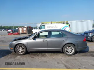 2011 Ford Fusion SEL with VIN 3FAHP0JAXBR295414, listed as a IAAI auction lot 41984604 with 164,909 mi miles. Bid and sale history available at carsss.com. Image 14.