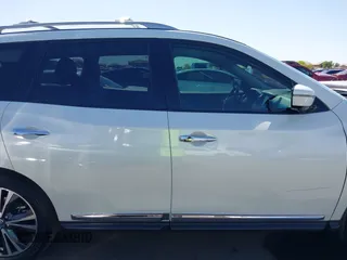 2017 Nissan Pathfinder SL with VIN 5N1DR2MM5HC623801, listed as a IAAI auction lot 42142474 with 110,175 mi miles and . Bid and sale history available at DreamBid. Image 14.