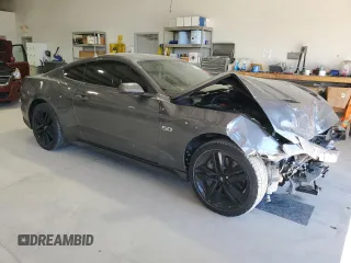 2021 Ford Mustang GT z VIN 1FA6P8CF3M5148372, wystawiony jako Copart lot #50821305 z przebiegiem 56 312 mil mil oraz Szkody całkowita. Historia ofert i sprzedaży dostępna na DreamBid. Obrazek 4.
