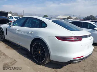 2019 Porsche Panamera with VIN WP0AA2A72KL101325, listed as a IAAI auction lot 41478509 with 32,946 mi miles. Bid and sale history available at carsss.com. Image 3.