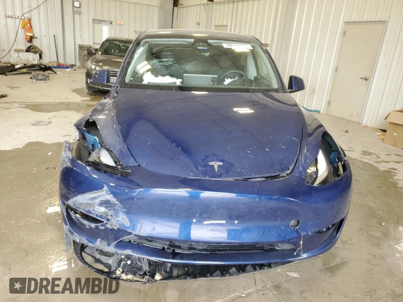 2024 Tesla Model Y Long Range с VIN 7SAYGDEE8RA270862, выставлен на аукционе Copart как лот 58099875 с пробегом 24 856 миль миль и На запчасти • Non repairable. История ставок и продаж доступна на DreamBid. Изображение 5.