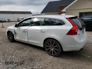 2015 Volvo V60 T5 Drive-E Premier Plus with VIN YV140MEC4F1204163, listed as a Copart auction lot 62983433 with 117,836 mi miles. Bid and sale history available at carsss.com. Image 2.
