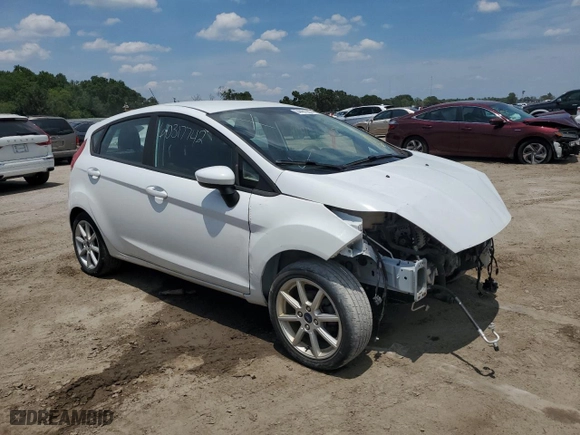 2019 Ford Fiesta SE with VIN 3FADP4EJ2KM107207, listed as a Copart auction lot 54461983 with 67,072 mi miles and Clean Title. Bid and sale history available at carsss.com. Image 4.