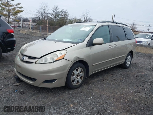 2008 Toyota Sienna XLE with VIN 5TDZK22C78S119628, listed as a IAAI auction lot 41917650 with 196,876 mi miles. Bid and sale history available at carsss.com. Image 17.