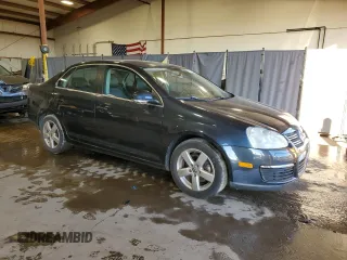2009 Volkswagen Jetta Sedan SE with VIN 3VWRM71K19M149349, listed as a Copart auction lot 43716435 with 113,558 mi miles and Salvage Title. Bid and sale history available at carsss.com. Image 4.