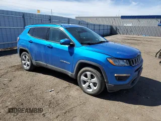 2017 Jeep Compass Latitude with VIN 3C4NJDBB7HT660673, listed as a Copart auction lot 48692465 with 120,397 mi miles and Salvage Title. Bid and sale history available at carsss.com. Image 4.