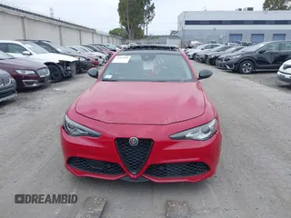 2019 Alfa Romeo Giulia Ti Sport with VIN ZARFAMBN0K7606969, listed as a IAAI auction lot 41962828 with 46,544 mi miles and . Bid and sale history available at DreamBid. Image 13.