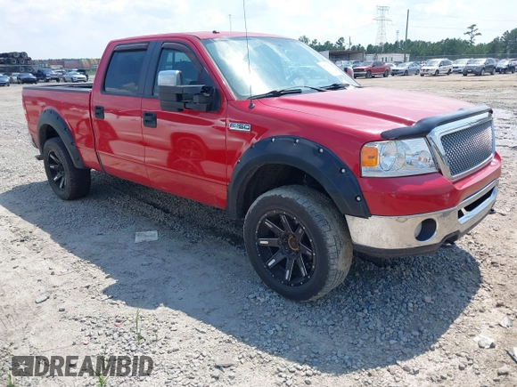 2007 Ford F-150 XLT с VIN 1FTPW14VX7FB18170, выставлен на аукционе IAAI как лот 42576769 с пробегом 294 725 миль миль и . История ставок и продаж доступна на DreamBid. Изображение 1.