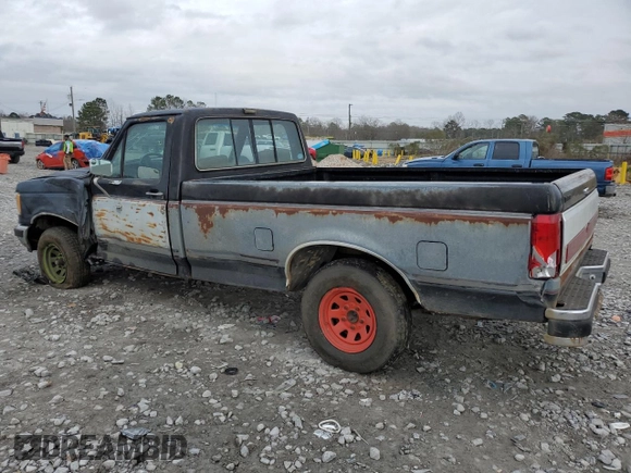 1989 Ford F-150 with VIN 1FTDF15Y5KNB19897, listed as a Copart auction lot 44824575 with 89,595 mi miles and Salvage Title. Bid and sale history available at carsss.com. Image 2.