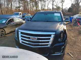 2019 Cadillac Escalade Luxury with VIN 1GYS4BKJ3KR249030, listed as a IAAI auction lot 41650655 with 64,373 mi miles. Bid and sale history available at carsss.com. Image 12.