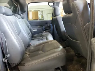 2003 Chevrolet Avalanche with VIN 3GNEK13T63G246828, listed as a Copart auction lot 64102984 with 0 mi miles and Salvage Title. Bid and sale history available at carsss.com. Image 11.