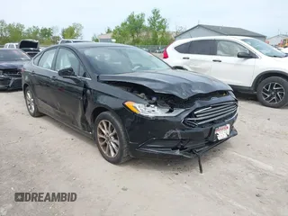 2017 Ford Fusion SE z VIN 3FA6P0HDXHR227470, wystawiony jako IAAI lot #42238289 z przebiegiem 97 555 mil mil oraz . Historia ofert i sprzedaży dostępna na DreamBid. Obrazek 1.