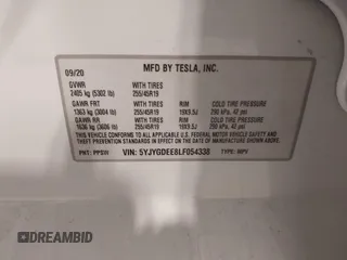 2020 Tesla Model Y Long Range z VIN 5YJYGDEE8LF054338, wystawiony jako IAAI lot #39026888 z przebiegiem 86 142 mil mil oraz . Historia ofert i sprzedaży dostępna na DreamBid. Obrazek 9.