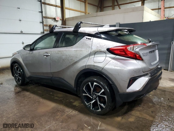 2018 Toyota C-HR XLE with VIN NMTKHMBX6JR034864, listed as a Copart auction lot 45216955 with 110,025 mi miles and Clean Title. Bid and sale history available at carsss.com. Image 2.