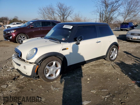2004 MINI Hardtop with VIN WMWRC334X4TJ54215, listed as a Copart auction lot 46860695 with Not Provided miles and Salvage Title. Bid and sale history available at DreamBid. Image 1.