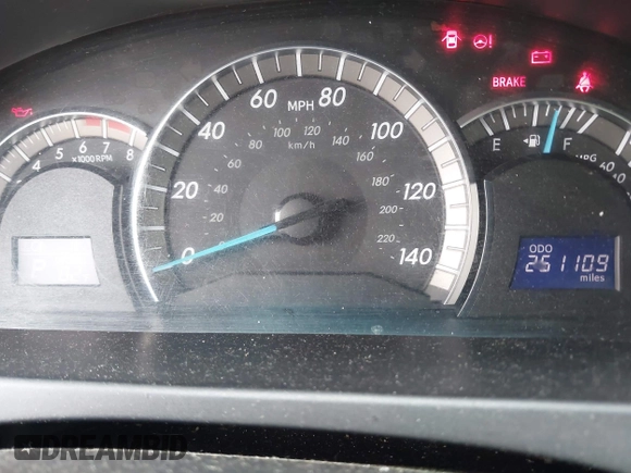 2012 Toyota Camry L with VIN 4T1BF1FK4CU040757, listed as a IAAI auction lot 42199739 with 251,109 mi miles and . Bid and sale history available at DreamBid. Image 7.