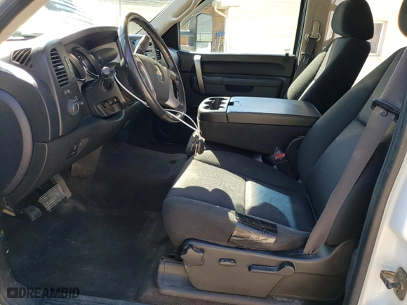 2011 Chevrolet Silverado 2500HD LT with VIN 1GC1KXC86BF231137, listed as a Copart auction lot 47932555 with 287,379 mi miles and Salvage Title. Bid and sale history available at carsss.com. Image 7.