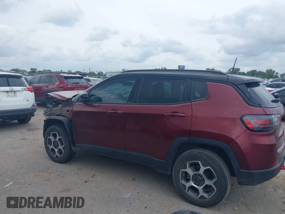 2022 Jeep Compass Trailhawk with VIN 3C4NJDDB3NT203092, listed as a IAAI auction lot 42017373 with Not provided miles and . Bid and sale history available at DreamBid. Image 15.